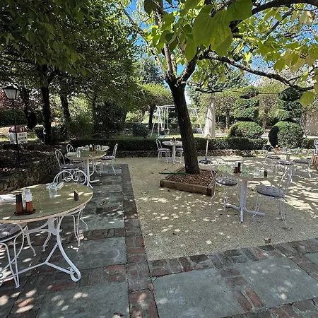 Logis Le Dahu Hotel Parigny (Loire)