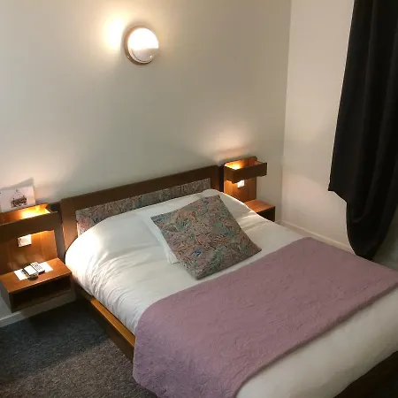 Logis Le Dahu Hotel Parigny (Loire)
