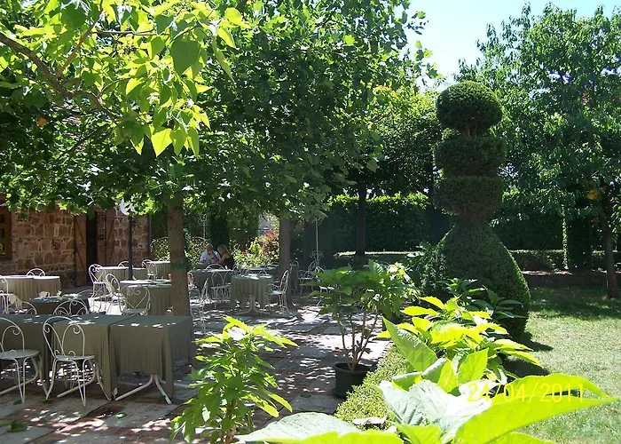 Hotel Logis Le Dahu